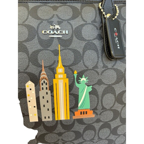 NWT Coach New York Skyline Monogram Zip Top Signature Tote Bag $325 MSRP - Picture 4 of 16